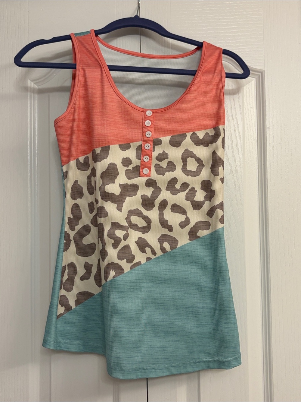 Sleeveless Colorblock Ribbed Tank Top - Coral, Cream Leopard & Teal